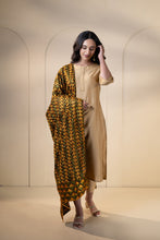 Load image into Gallery viewer, Heena