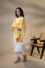 Load image into Gallery viewer, Angelic Spell- Yellow