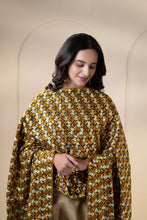 Load image into Gallery viewer, Gold