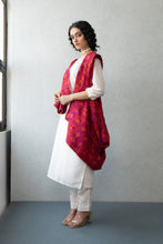 Load image into Gallery viewer, Cotton Hot Pink Hand Made Phulkari Wedding Dupatta | Bridal Phulkari Dupatta by Mystic Loom | Ethnic Phulkari Motifs