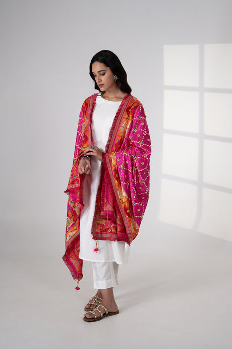 Orchid chiffon Phulkari Dupatta for women by Mystic Loom // hot Pink Dupatta embroidery // Wedding Dupatta