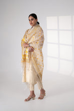 Load image into Gallery viewer, Noori handmade Phulkari Dupatta for women by Mystic Loom // Yellow kota dupatta for summer
