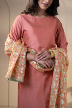 Load image into Gallery viewer, Splendid Trails Phulkari Dupatta for women by Mysticloom // Peach  Pastel Organza Dupatta for Online shopping
