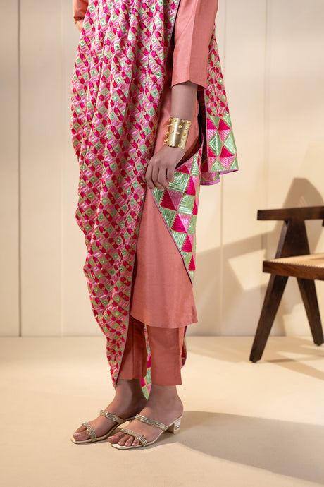 Serendipity Cotton Phulkari Dupatta for women by Mysticloom //  Pink Dupatta embroidery